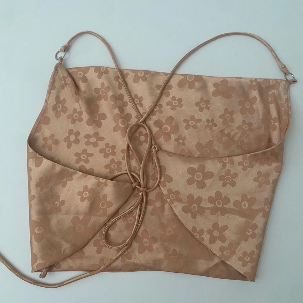 Princess Polly Silky Floral Tie Back Open Top 0 - Picture 3 of 4